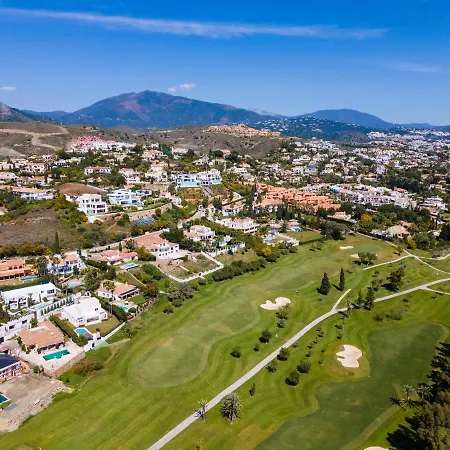 Front Line Golf With Private Pool In Paraiso Alto, Benahavis Hotel 4*