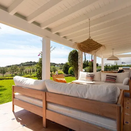 Front Line Golf With Private Pool In Paraiso Alto, Benahavis 4* Estepona